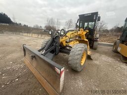 NEW HOLLAND F 106.6/A