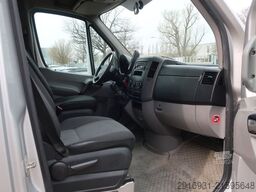 MERCEDES-BENZ Nr.300 Sprinter 316 CDI 4X4 rre / SHZ