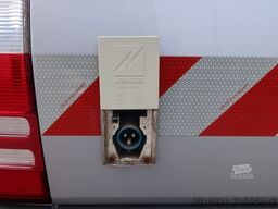 MERCEDES-BENZ Nr.300 Sprinter 316 CDI 4X4 rre / SHZ