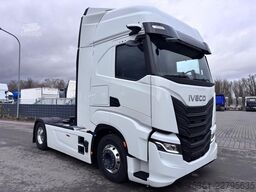 IVECO S Way 500 Retarder ALU Doppel Tank Standklima