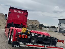 SCANIA R520 V8