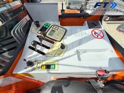 Hubtex DQ45-D TRIPLEX 5500 FORK POSITIONER