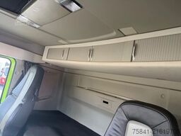 Volvo FH 500 FH 500 8x4 HMF 5020-K6 + FJ 1000-K5