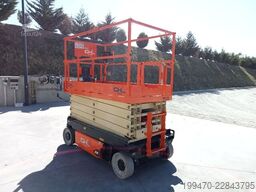 JLG ES3246