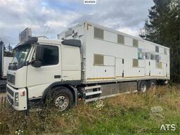 Volvo FM12 6x2 Livestock Truck
