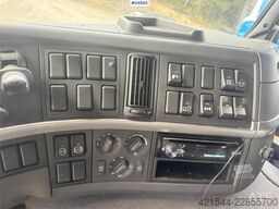 Volvo FM12 6x2 Livestock Truck