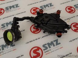 Mercedes Occ olieafscheider links AMG C63S Mercedes