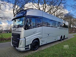 Volvo FH 540 Jong gebrukt 7 paards plus living pop-ot...