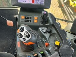 CLAAS Axion 870