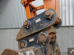 Hitachi ZX300LC-7