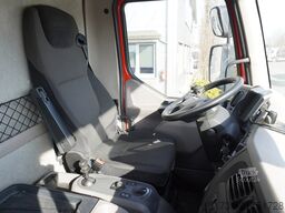 DAF LF 19.320 / 22 EPAL box / 130 tho. km