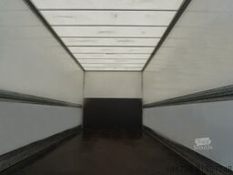 Renault D280 16T / Box truck 18 EPAL / Tail lift