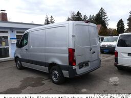 MERCEDES-BENZ Sprinter Kasten *SHZ*LED*Bott*Schwingsitz*
