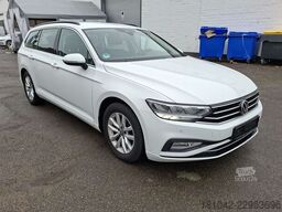 VW Passat Variant
