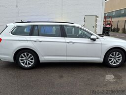 VW Passat Variant