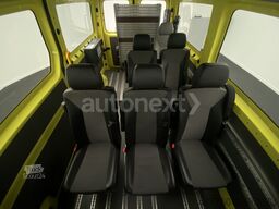 VW Crafter 35 Aut. *Rollstuhl-Rampe* 8-Sitze (5615)