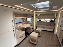 SCANIA S500  STX MOTORHOME GARAGE