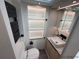SCANIA S500  STX MOTORHOME GARAGE