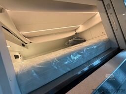  STX Trailer  4 Pferde Wohnung, Dusche, Neu
