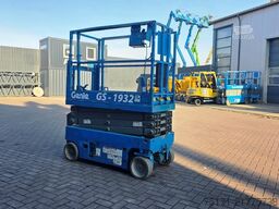 Genie GS1932 Electric, Working Height 7.8 m, 227kg Capac