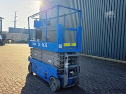 Genie GS2632 Electric, 10m Working Height, Non Marking T