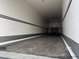 Wielton NS-3 Trockenfracht-Koffer, Liftachse, SA