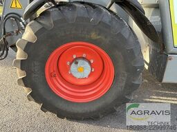 Claas SCORPION 9040