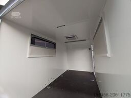 trailershop Camper Verlängerung Anhänger isoliert Fenster Tür