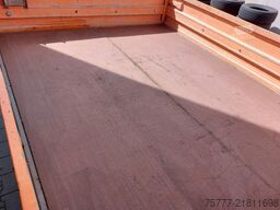 MERCEDES-BENZ Vario 208D Doka Pritsche - Restauriert