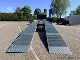 VOLVO Maschinentransporter mit Rampen, Arbeitsbühnen