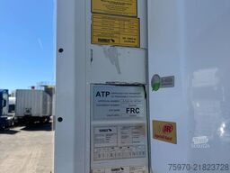 Weekend Weekend Weekend