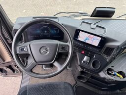 Mercedes-Benz Actros 1942 4X2 2021 StreamSpace