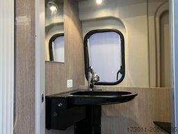 PÖSSL Roadcamp R Citroen 140PS inkl. Markise u. Radio