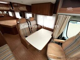 CARADO T 348 - Hub/Festbett - Klima - Garage -