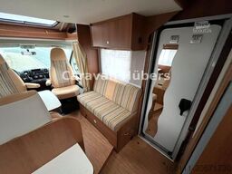 CARADO T 348 - Hub/Festbett - Klima - Garage -