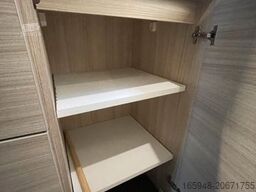 SUNLIVING V 65 SL | Solar, RFK, Markise, Fahrradträger