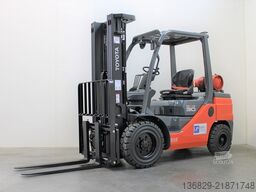 Toyota 02-8FGF30