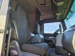 M.A.N. 12.220 TGL SLAAPCABINE