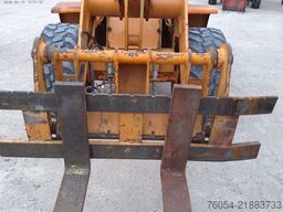 CASE 221 B Radlader