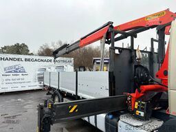 Volvo FM 11.330 4x2, Flatbed-truck with 18t/m Crane, ...