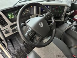 Volvo FM 11.330 4x2, Flatbed-truck with 18t/m Crane, ...