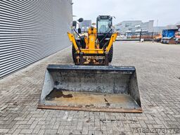 JCB 540-170 Bucket + Forks!