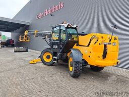 JCB 540-170 Bucket + Forks!