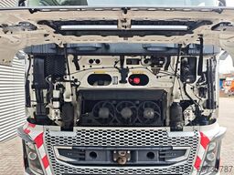 Volvo FH 16 650 8x4 Popp 180 Ton!