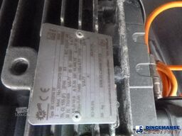 L.A.G. Food tank inox 32 m3 / 3 comp + pump, steaming ...