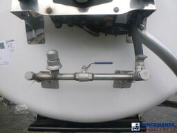 L.A.G. Food tank inox 32m3 / 3 comp + pump + steam hea...
