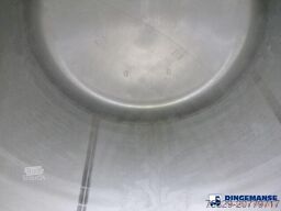 L.A.G. Food tank inox 32m3 / 3 comp + pump + steam hea...