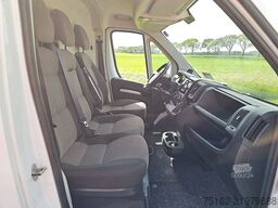 PEUGEOT BOXER 2.2 L1H1 140PK Airco PDC