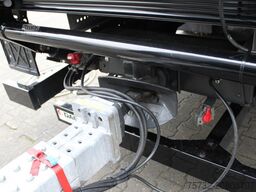 Mercedes-Benz Atego 1530 Koffer Doppelstock Schlafkab 99Tkm!