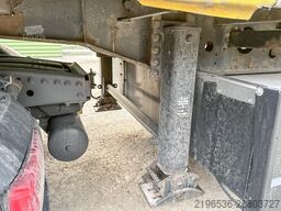 Schwarzmüller 3-Achs Schiebeplanen Sattelauflieger